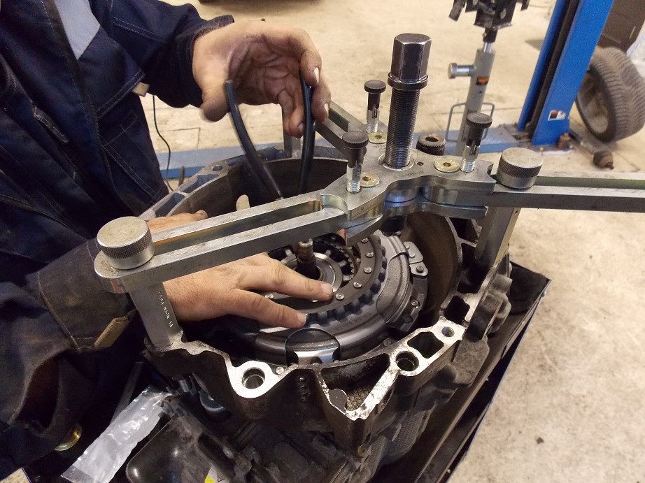 Ремонт коробок ДСГ в специализированном сервисе ВАГ | Стилберг Авто